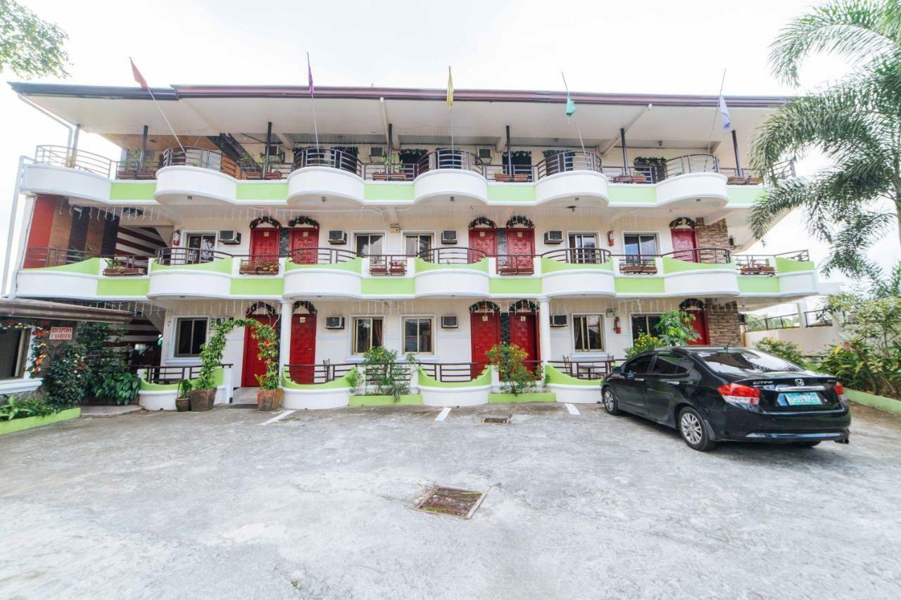 Готель Reddoorz At Tagaytay Road Tagaytay City Екстер'єр фото